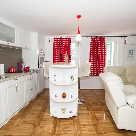 Apartment Mina Sibenik