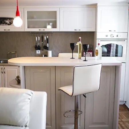 Apartman Mina Apartament Szybenik