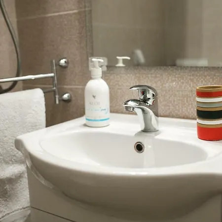 Apartament Apartman Mina Szybenik